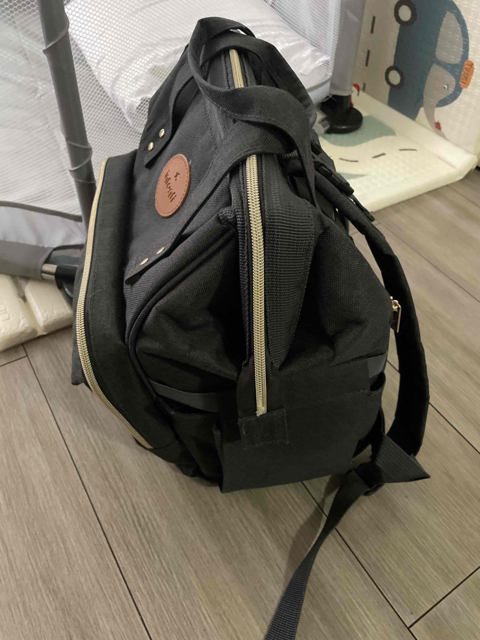Mochila negra multiusos marca infanti - miniatura 4