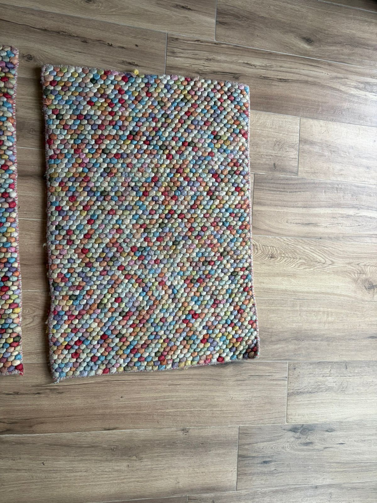 Alfombra de lana multicolor - Bajada de Cama - miniatura 4