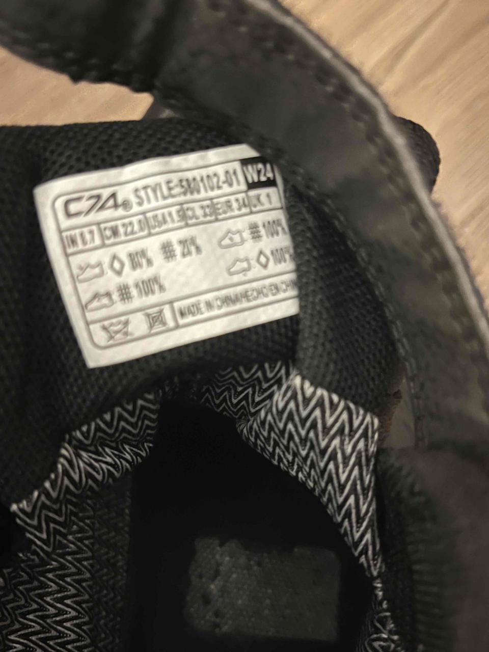 Zapatillas negras infantiles impermeables - miniatura 4