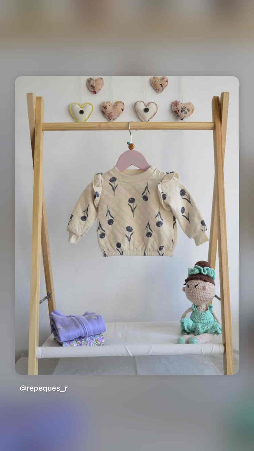 Suéter bebé beige con estampado Carter’s 3 meses