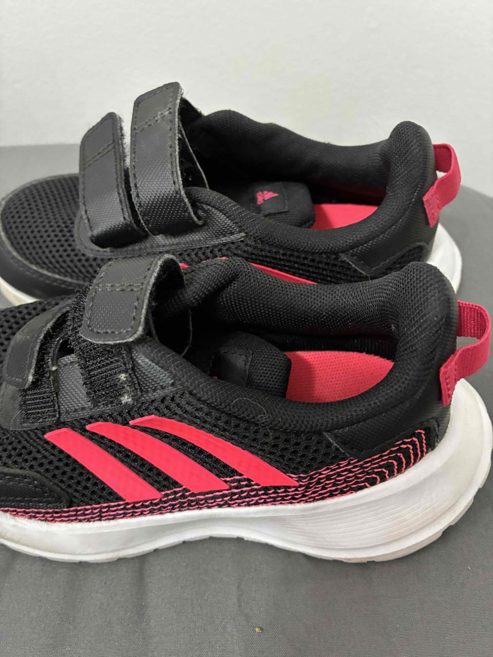 Zapatillas deportivas negras infantil Adidas - miniatura 2