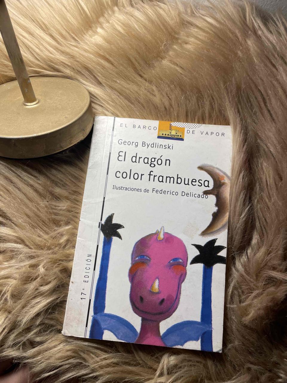 Libro El dragón color frambuesa - miniatura 1