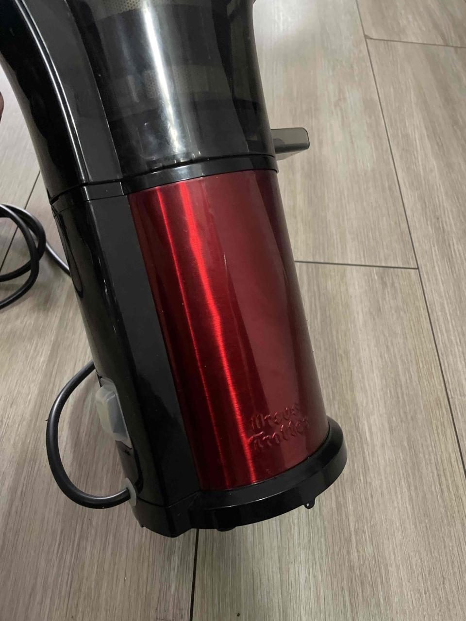 Extractor de jugo eléctrico rojo - miniatura 3