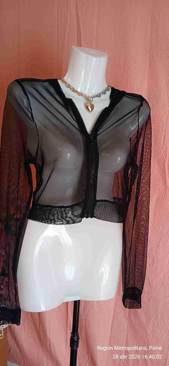 Blusa transparente negra