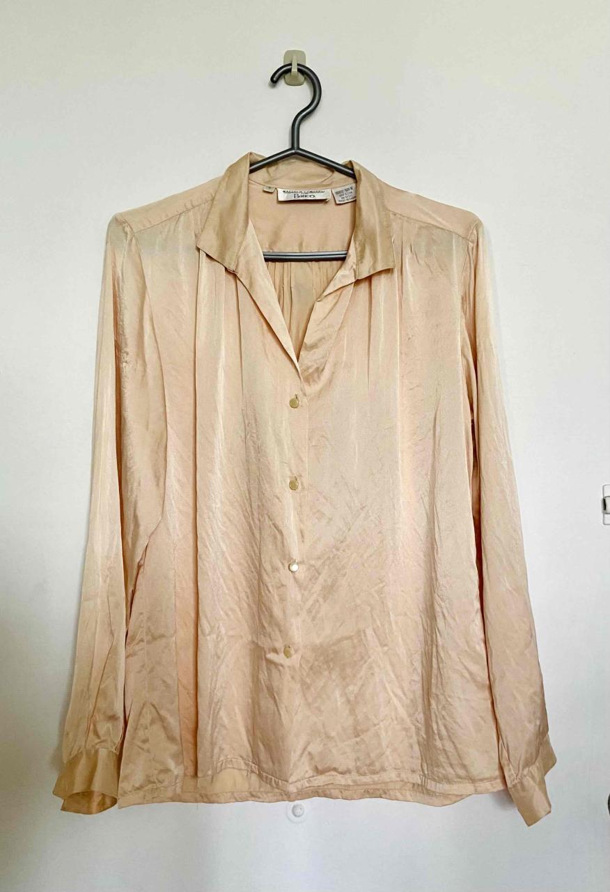 Blusa seda color beige