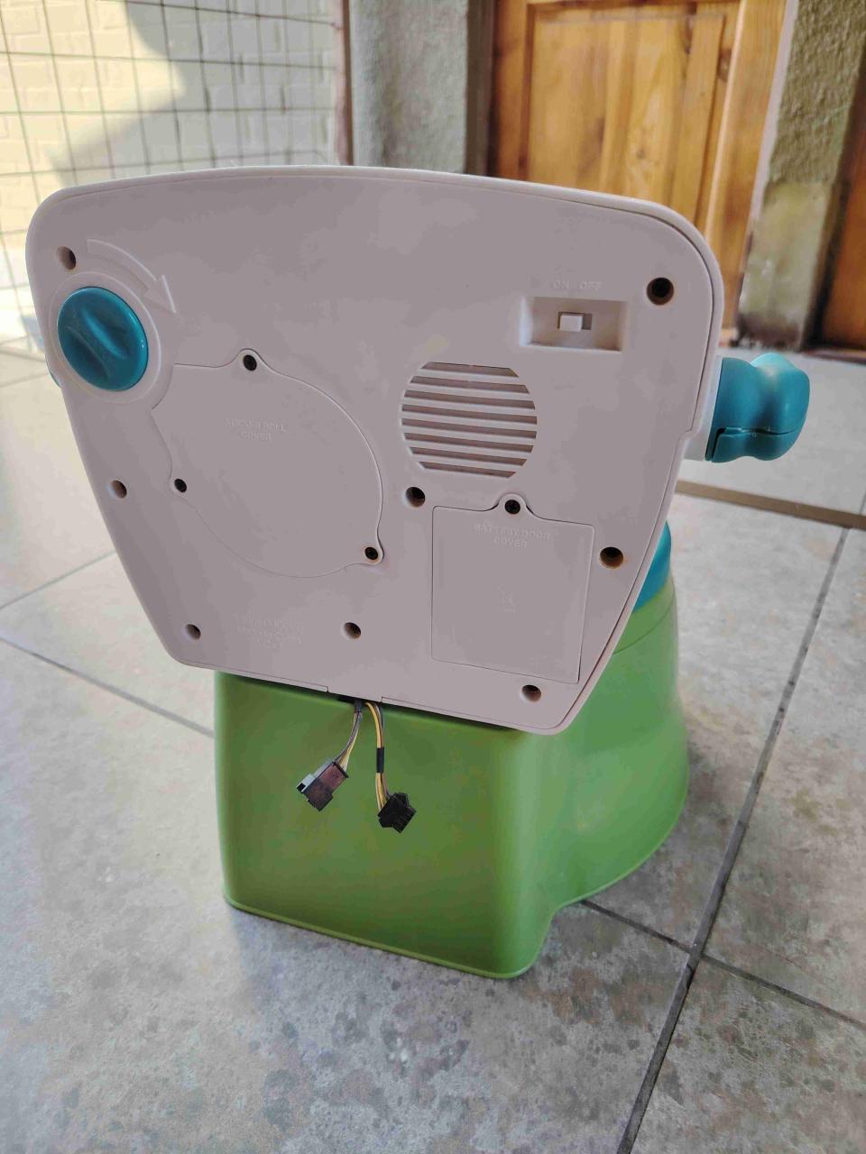 Baño entrenador infantil verde y azul - miniatura 6