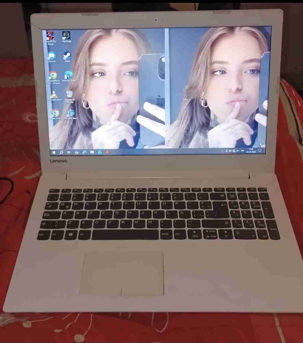 Laptop Lenovo blanca 15 pulgadas - miniatura 3