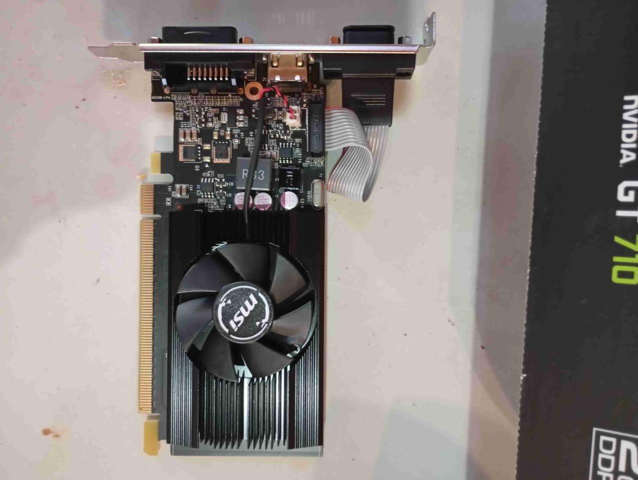 Tarjeta gráfica MSI Nvidia GT 710 - miniatura 1