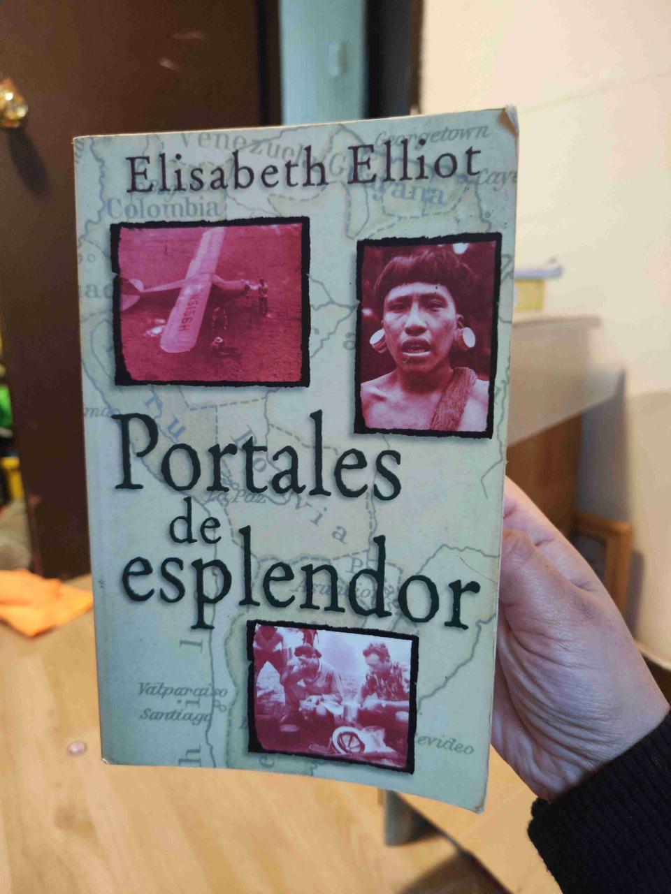 Libro 'Portales de esplendor'