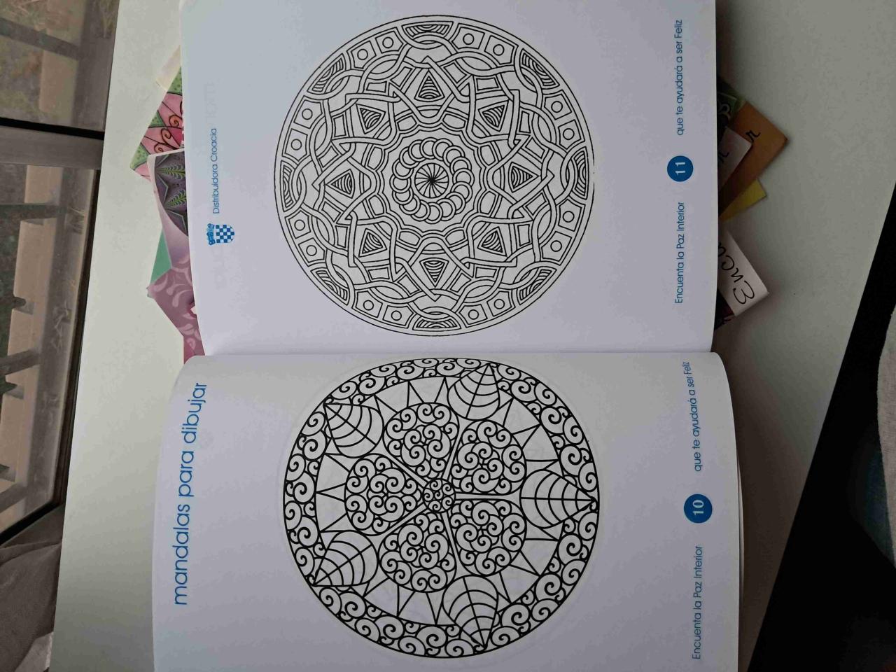 Set libros de mandalas para colorear del 3 al 10 - miniatura 2