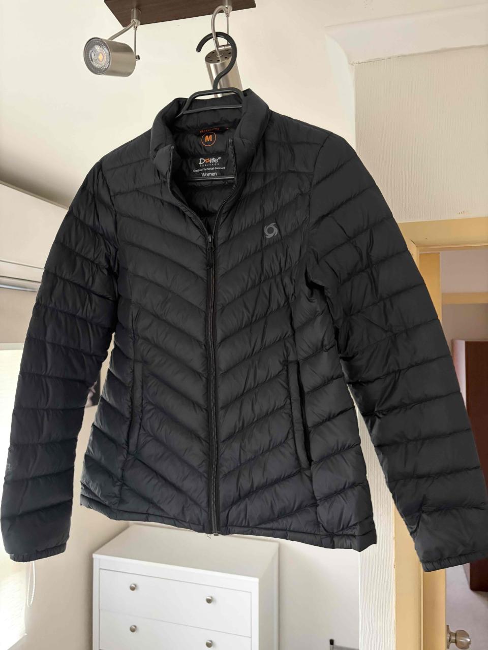 Chaqueta negra para mujer - miniatura 3