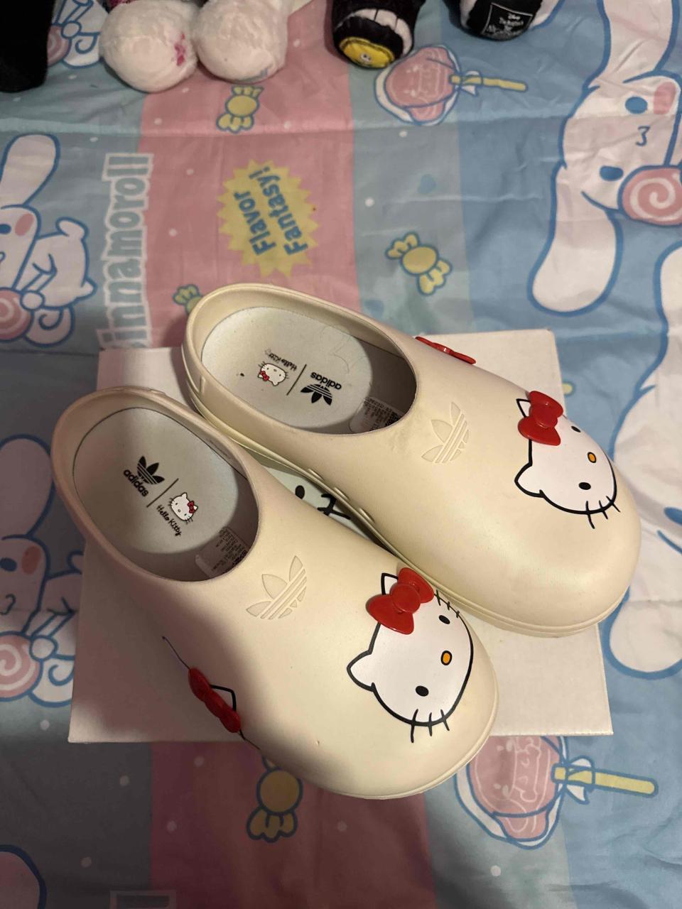 Zuecos Hello Kitty Adidas - miniatura 2