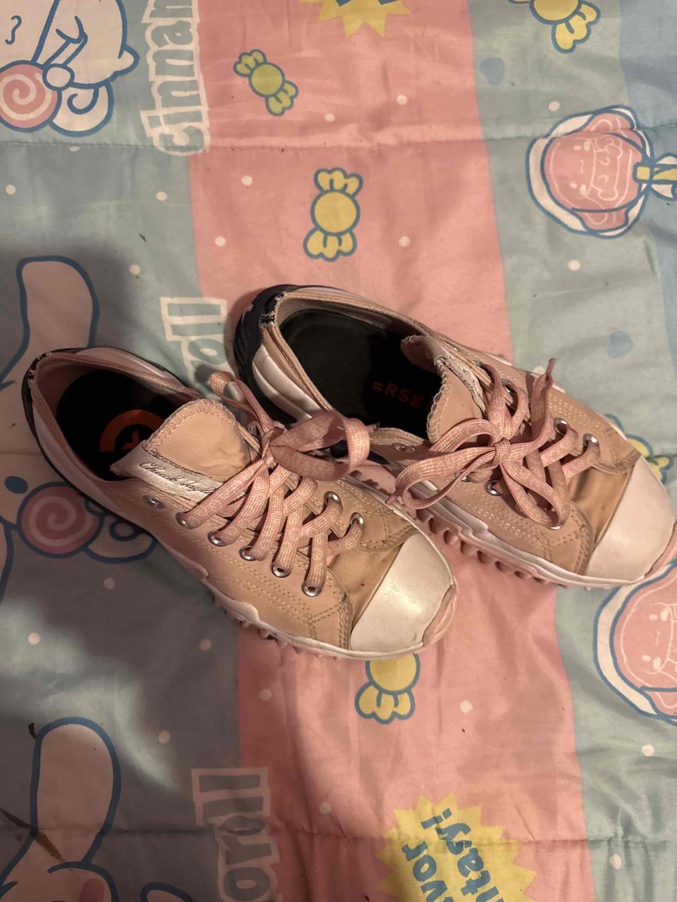 Zapatillas deportivas rosadas - miniatura 2