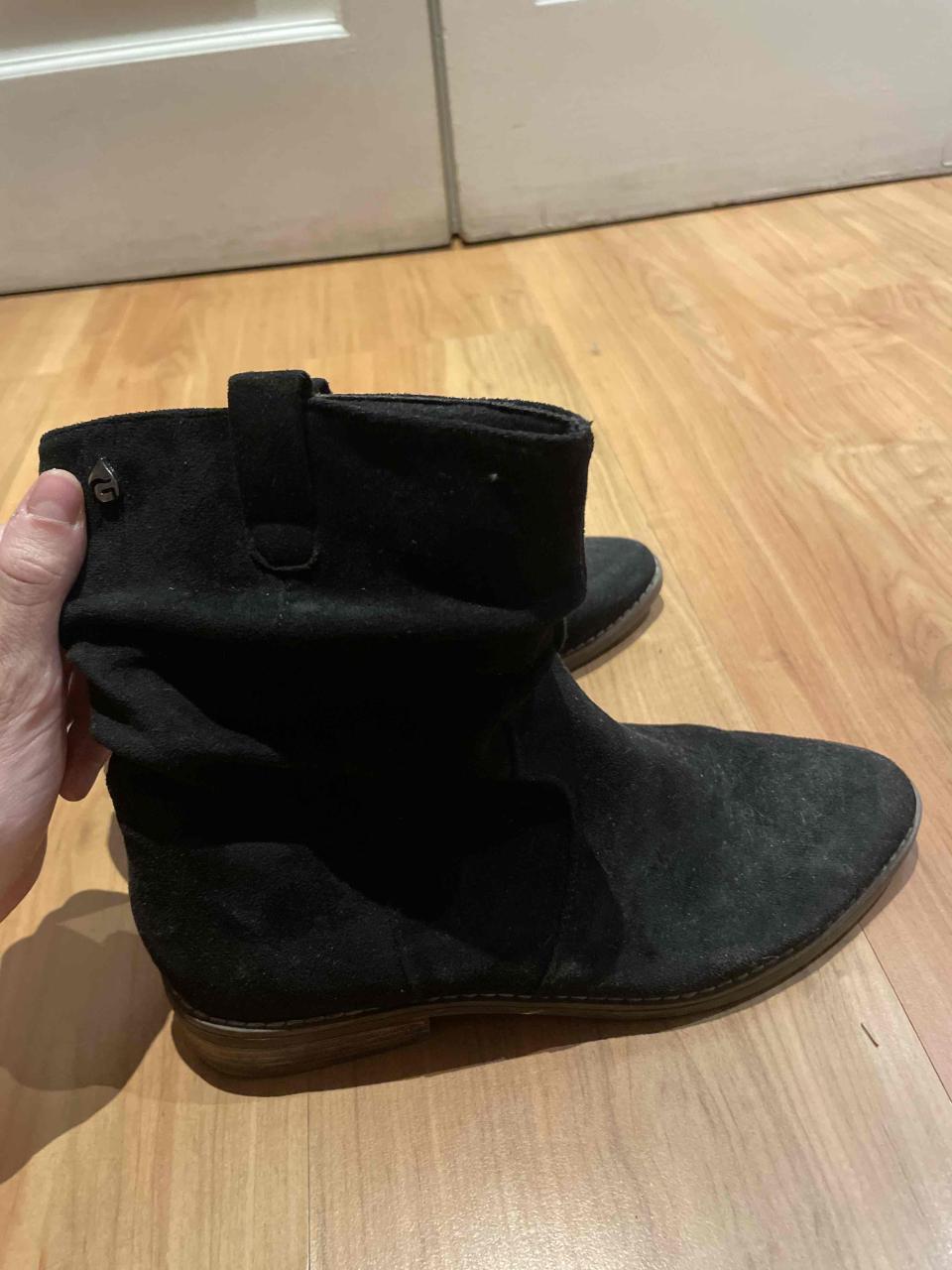 Botines negros de gamuza - miniatura 2