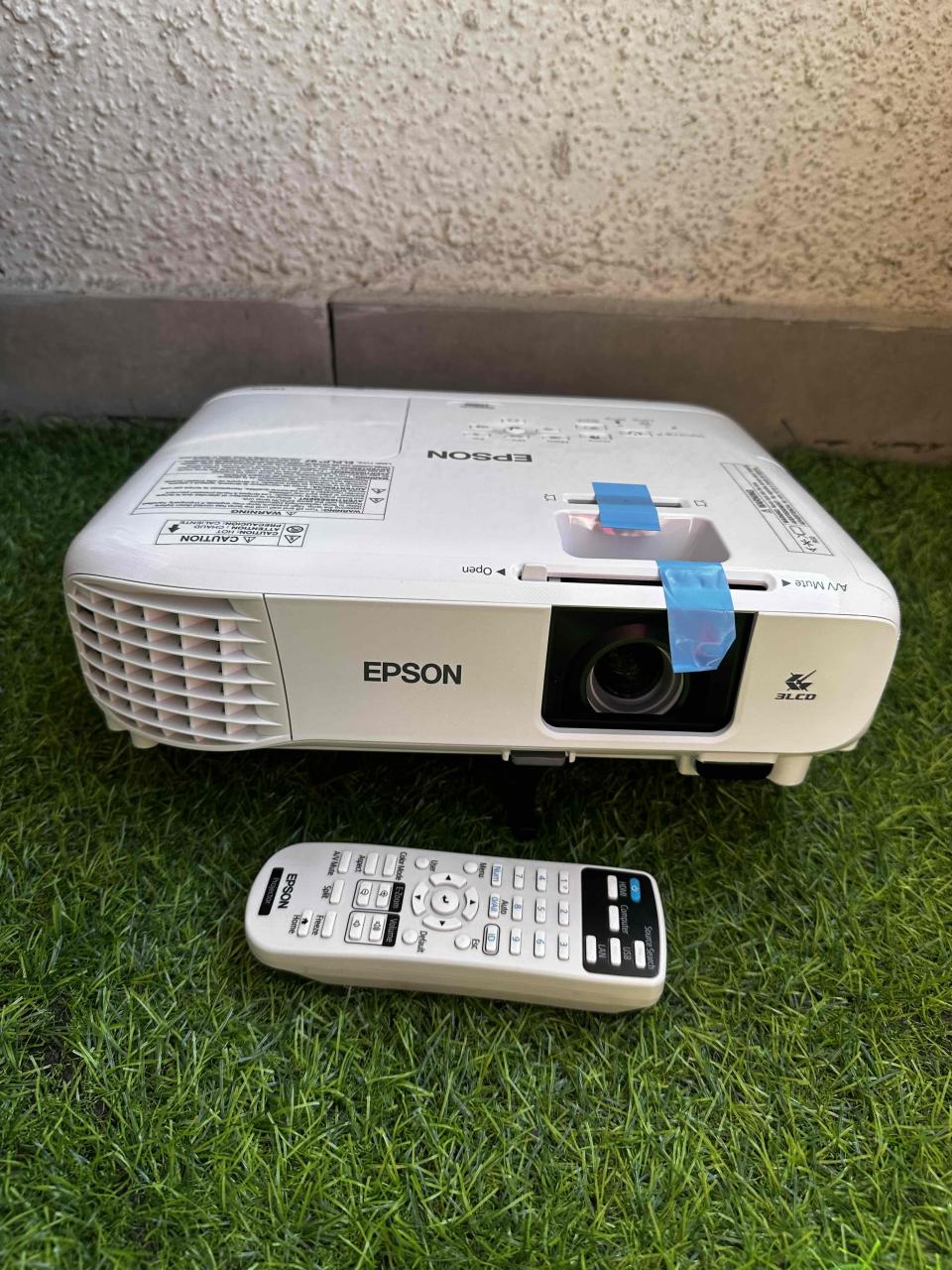 Proyector Epson 119W con lámparas de repuesto - miniatura 4