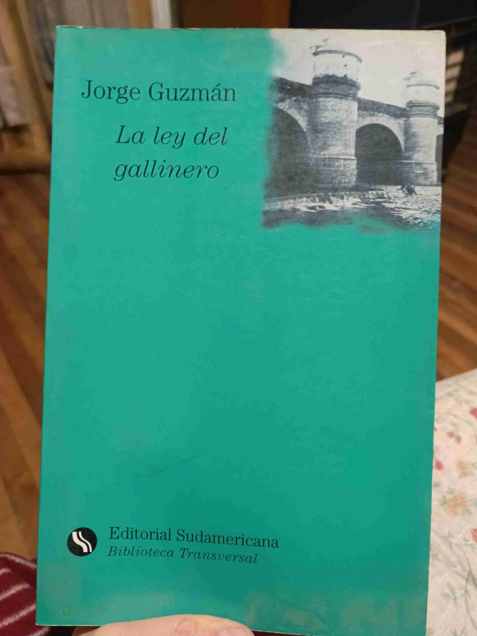 Libro 'La ley del gallinero' - miniatura 1