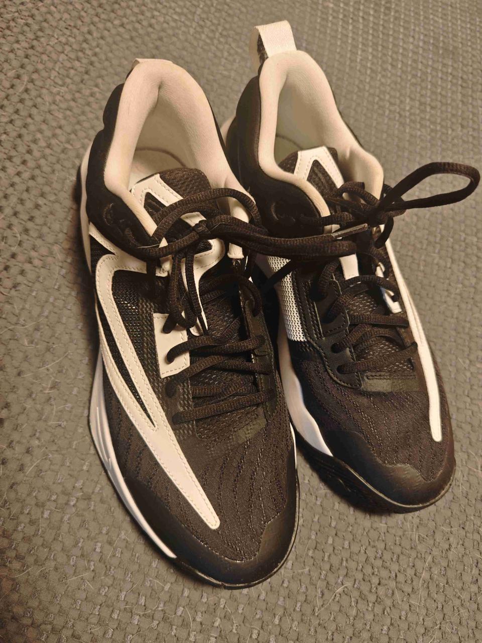 Zapatillas deportivas negras Nike - miniatura 1