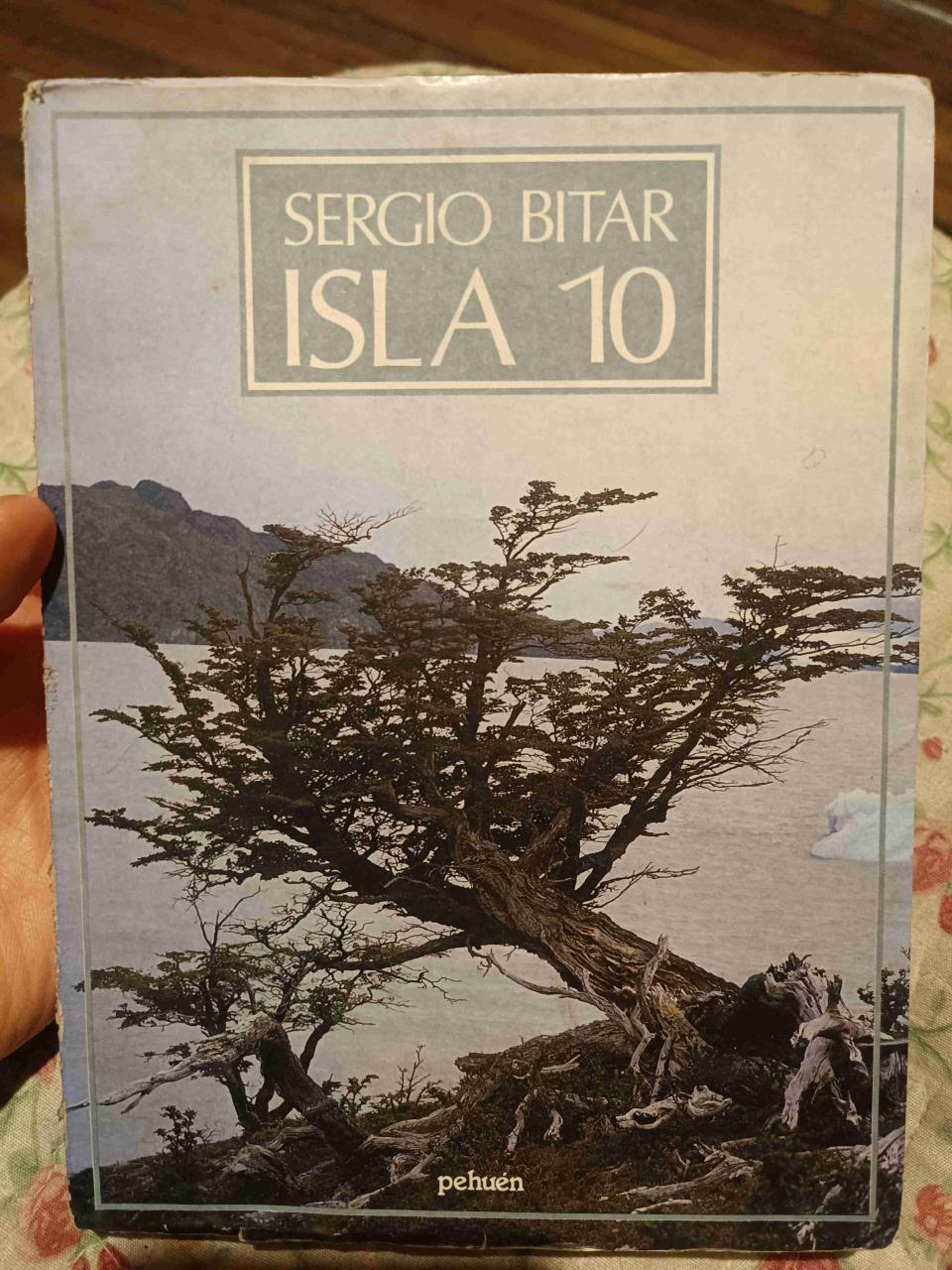 Libro Isla 10 de Sergio Bitar - miniatura 1