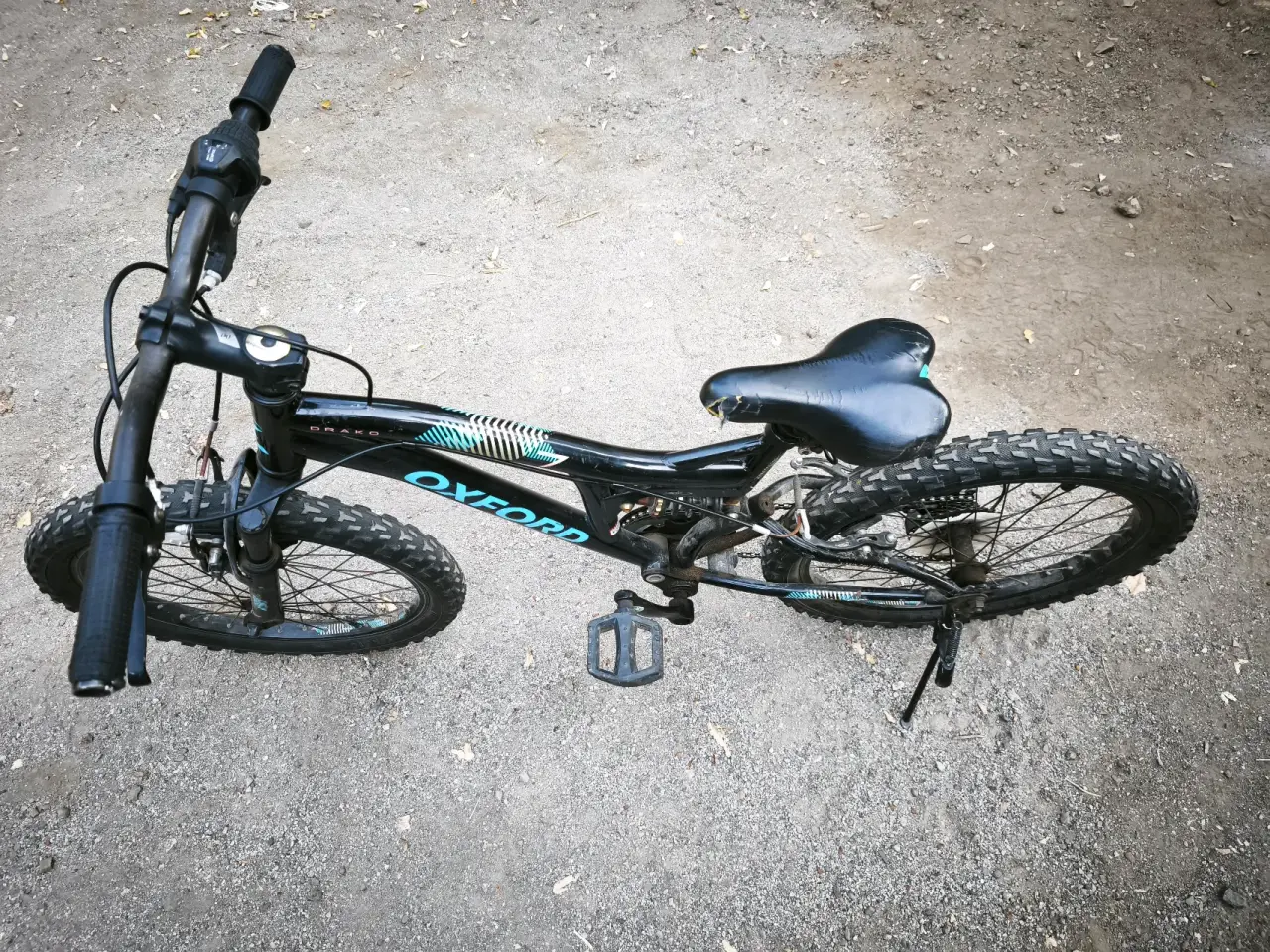 Bicicleta Oxford Negra con suspensión - miniatura 3
