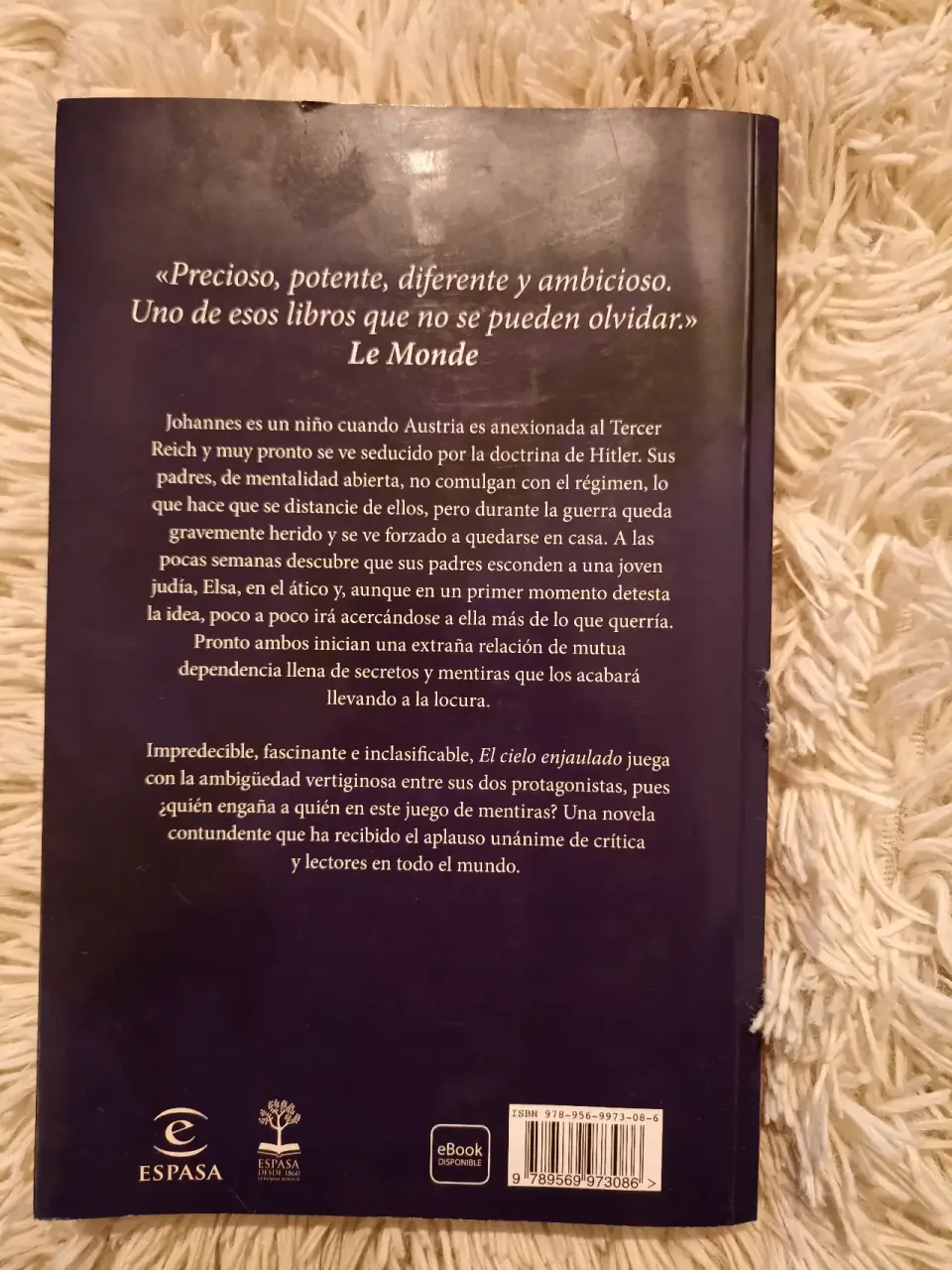 Libro 'El cielo enjaulado' de Christine Leunens - miniatura 2