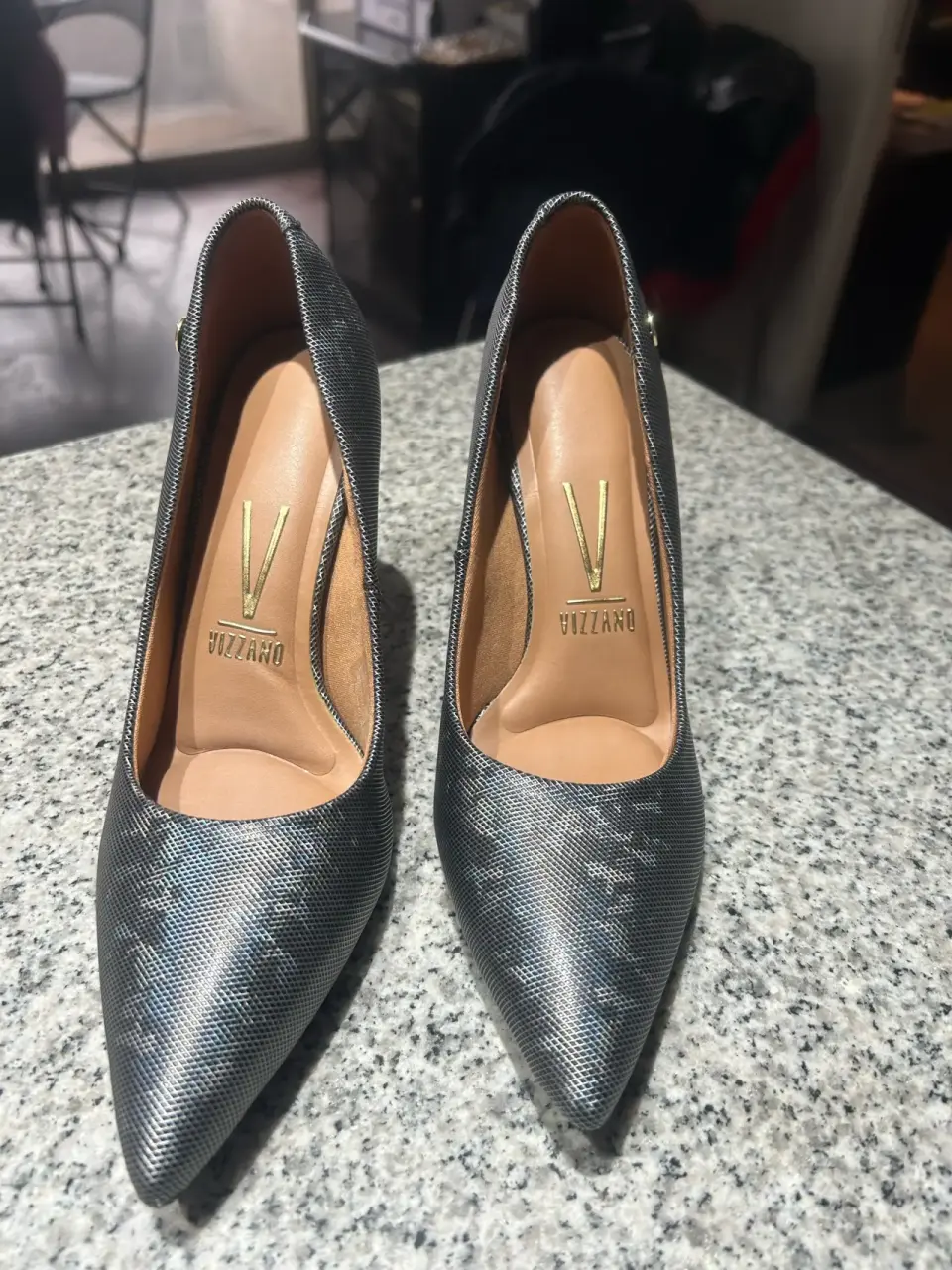 Tacones grises elegantes - miniatura 3