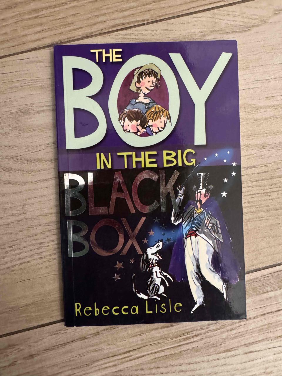 Libro 'The Boy in the Big Black Box'