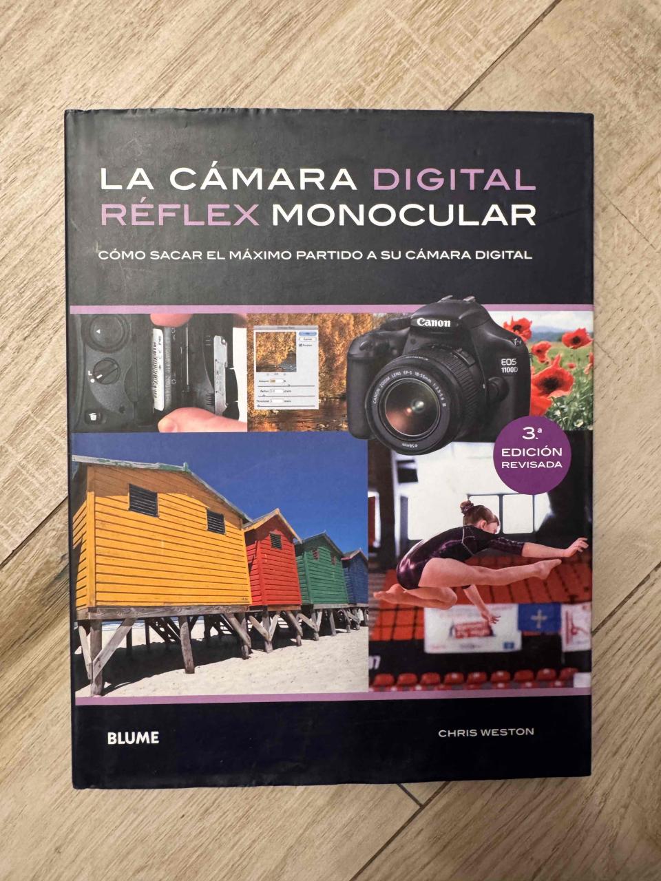 Libro sobre cámaras réflex digital - miniatura 1