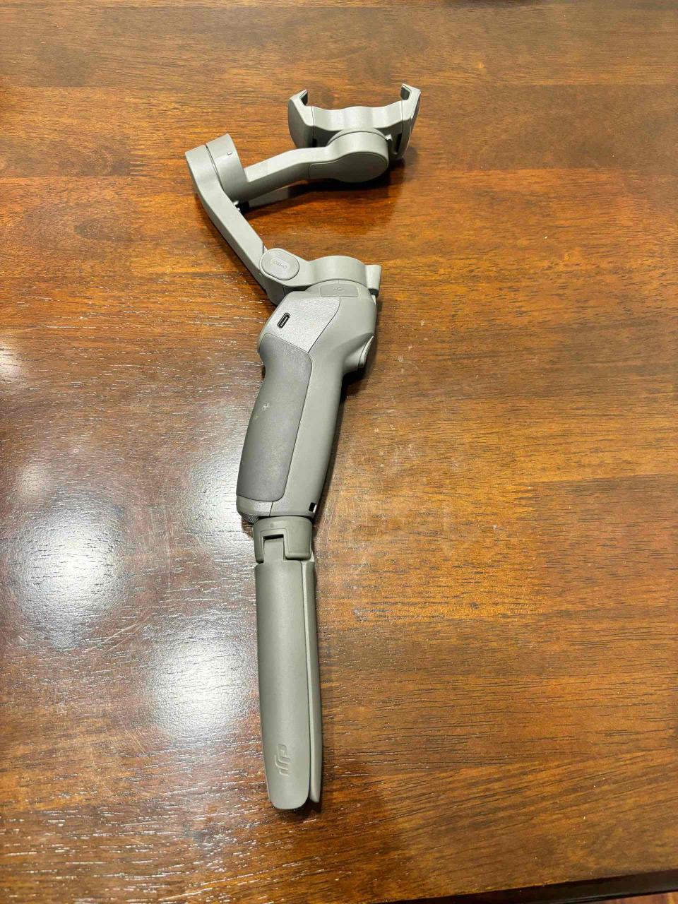 Estabilizador DJI Osmo Mobile 3 - miniatura 2
