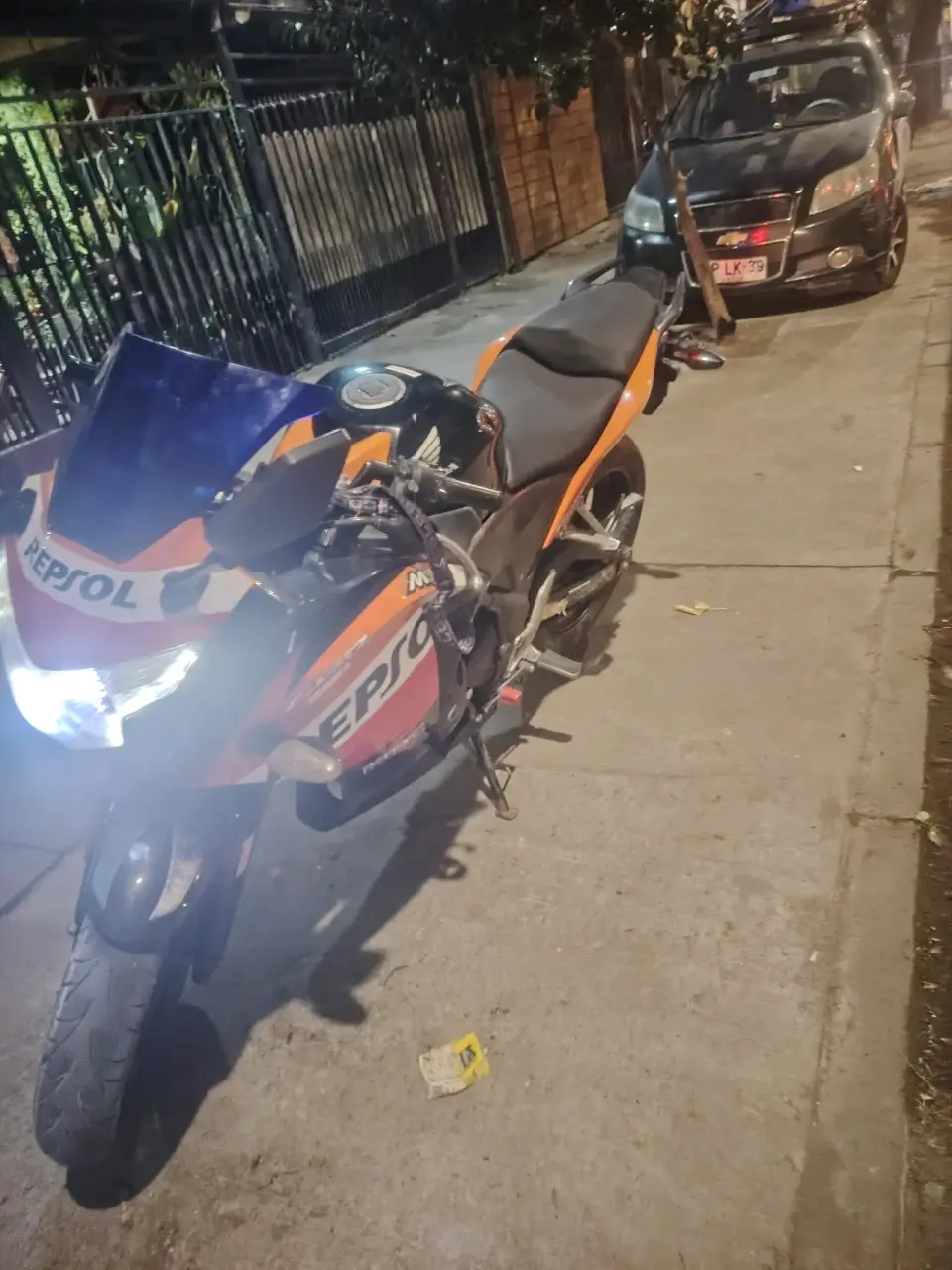 Moto Honda Repsol CBR 250 - miniatura 2
