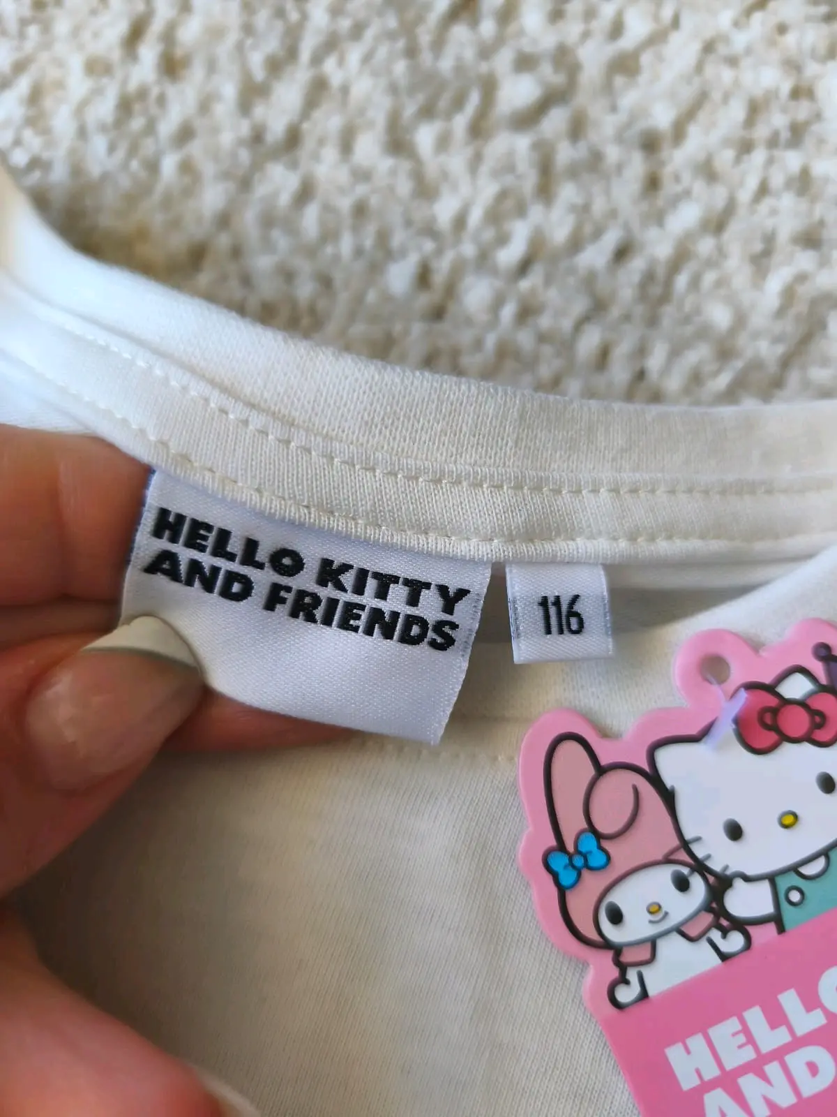 Polera manga larga Hello Kitty nueva t6 - miniatura 2