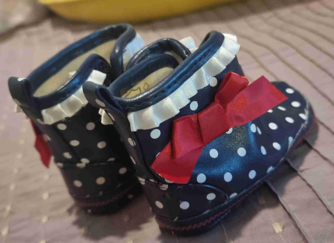 Botines bebé azul con lunares nro 17 - miniatura 4