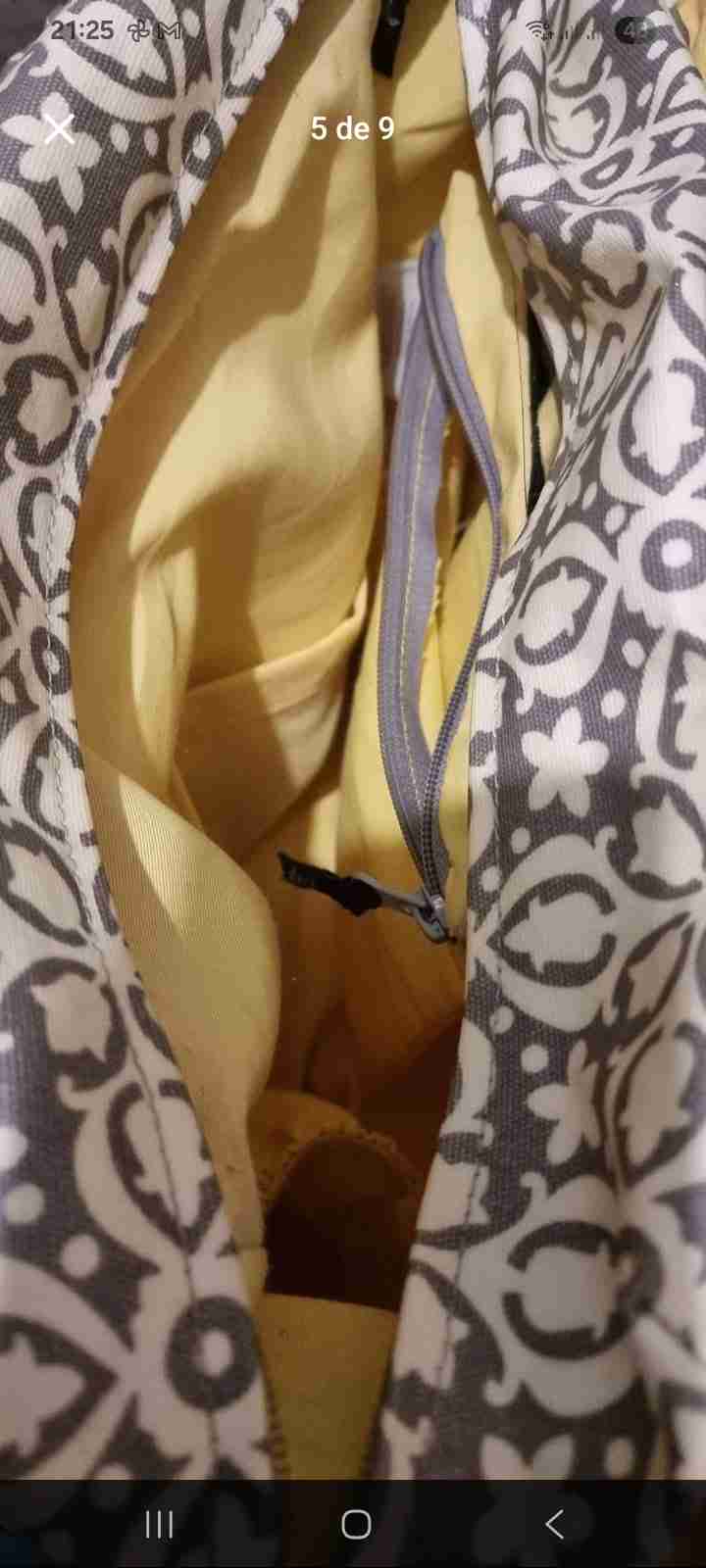 Bolso pañalero estampado gris marca Petunia - miniatura 6