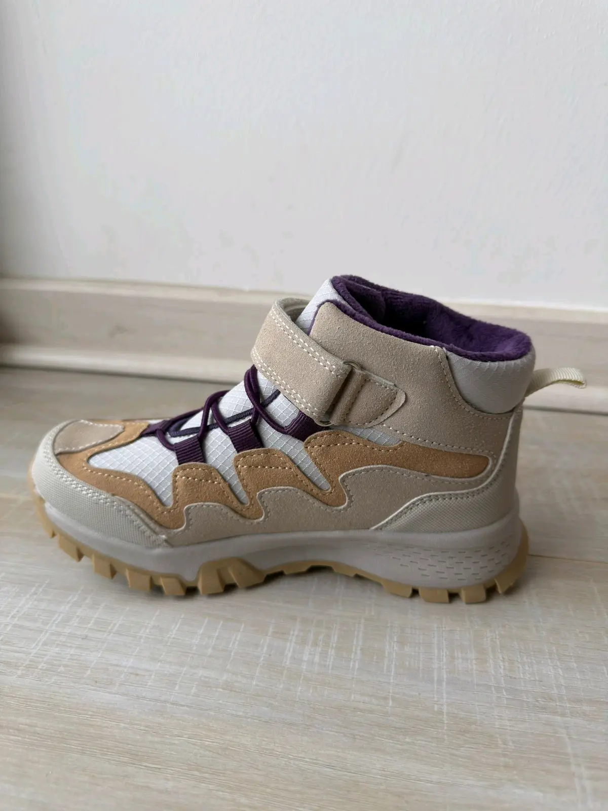 Bota infantil beige y morada 29 al 36 - miniatura 3