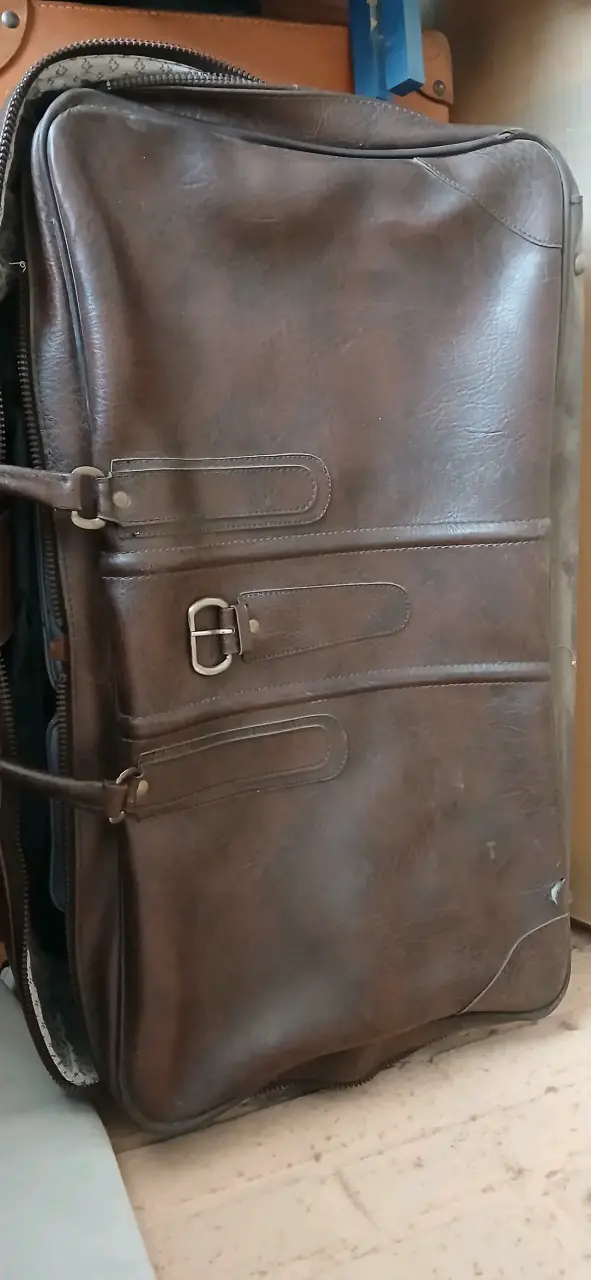 Maleta de cuero vintage - miniatura 3