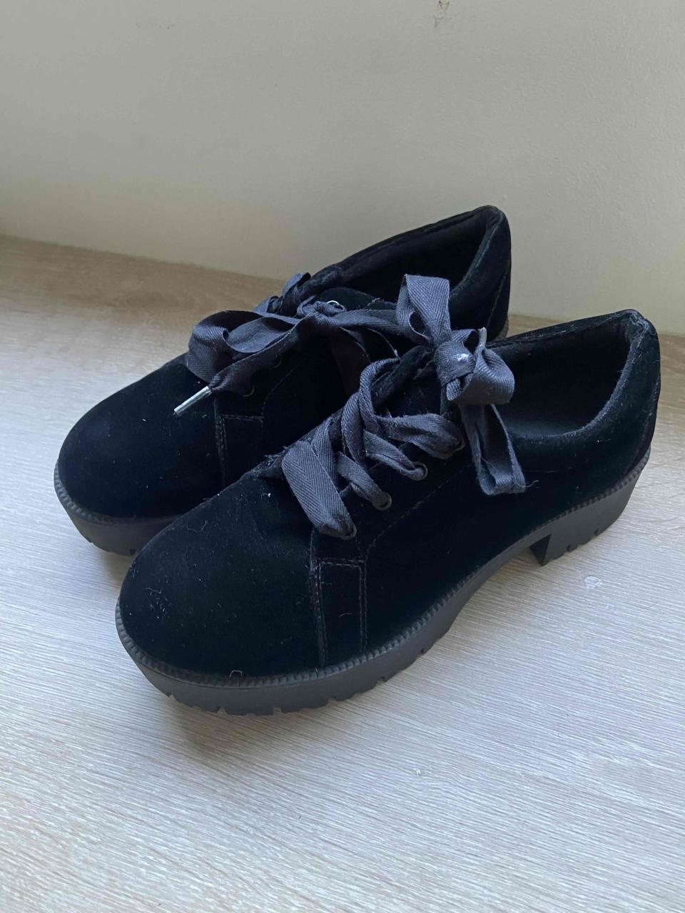 Zapatos negros con plataforma marca Colloky N36 - miniatura 3