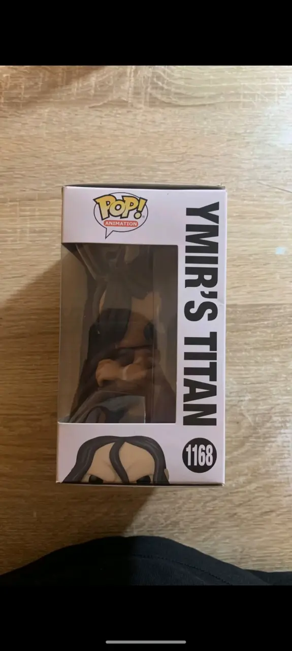 Figura Funko Pop Ymir's Titan - miniatura 2