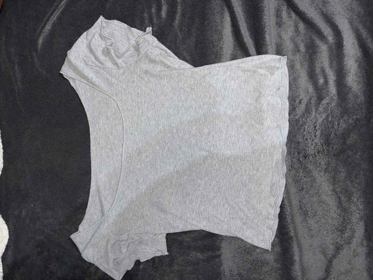Polera gris manga corta - miniatura 2