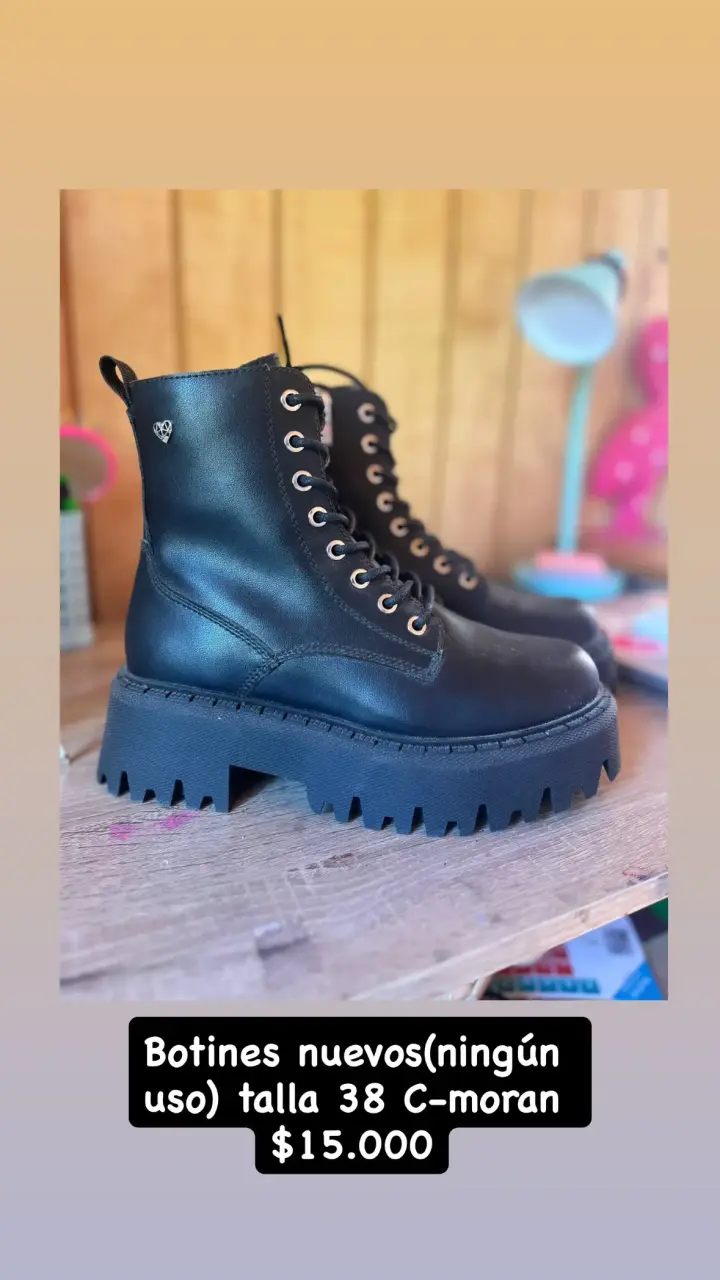 Botas negras con plataforma - miniatura 2