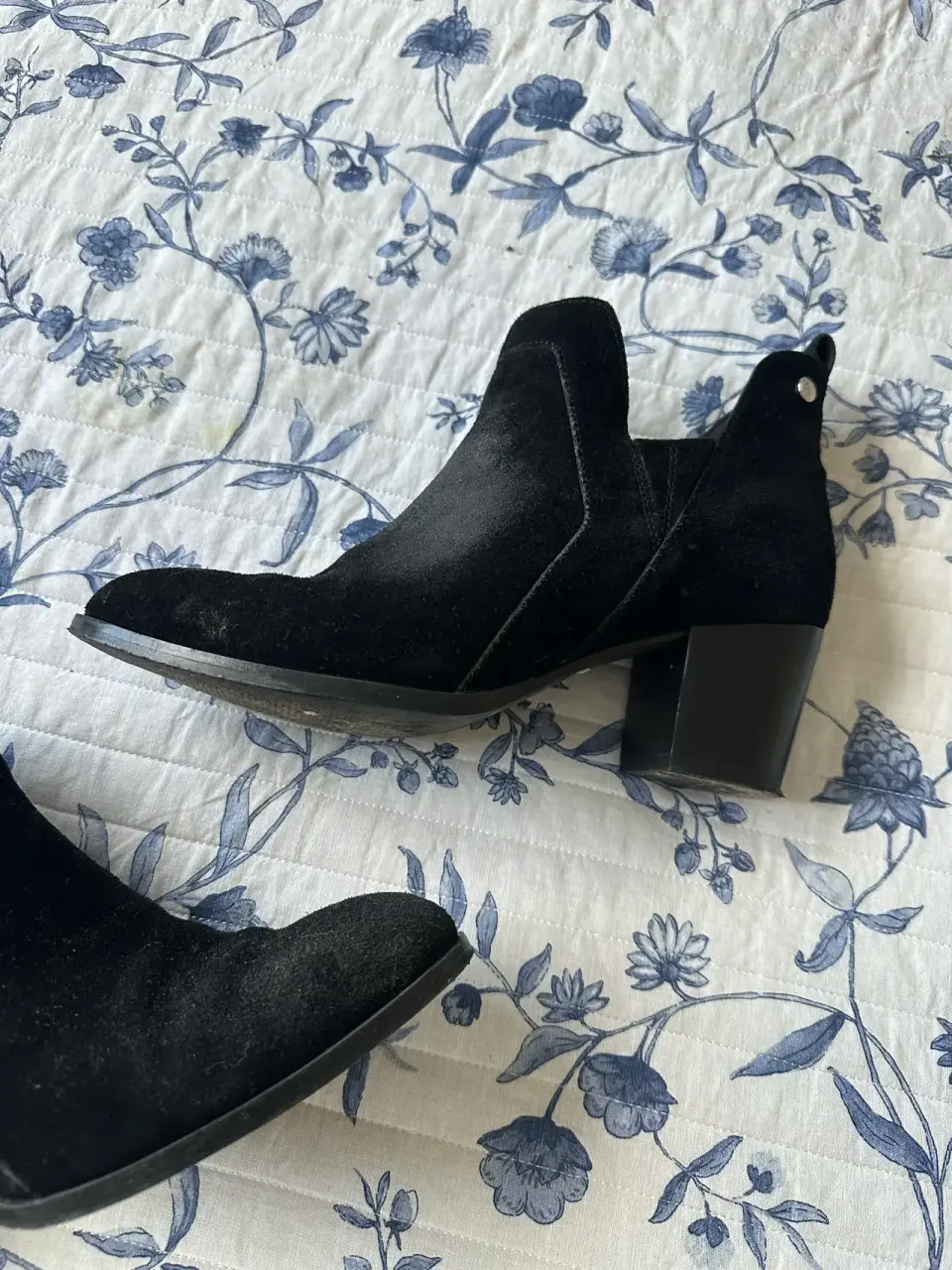 Botines negros de gamuza - miniatura 3