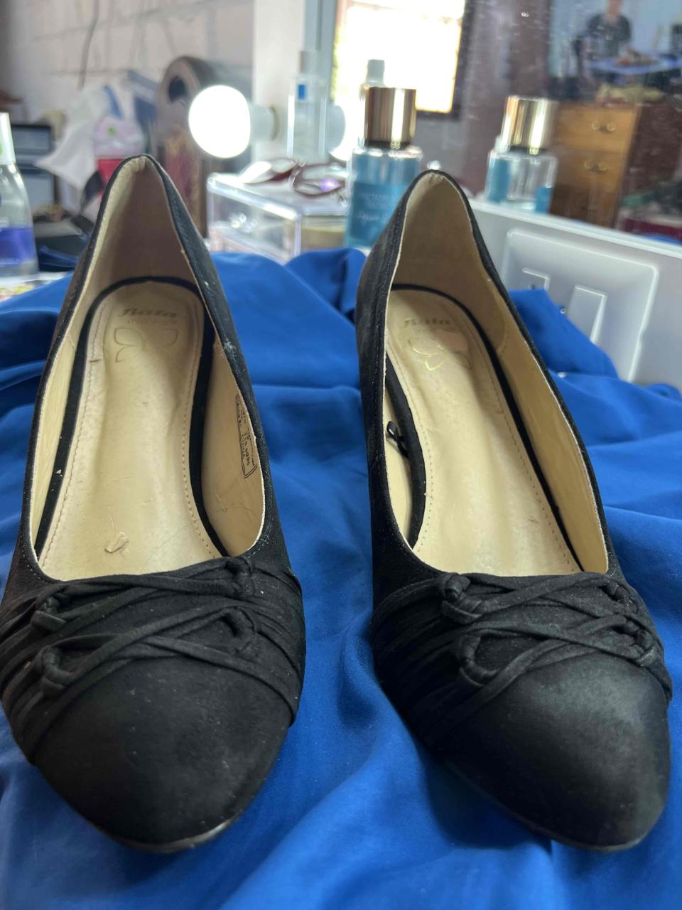 Zapatos de taco negro - miniatura 2