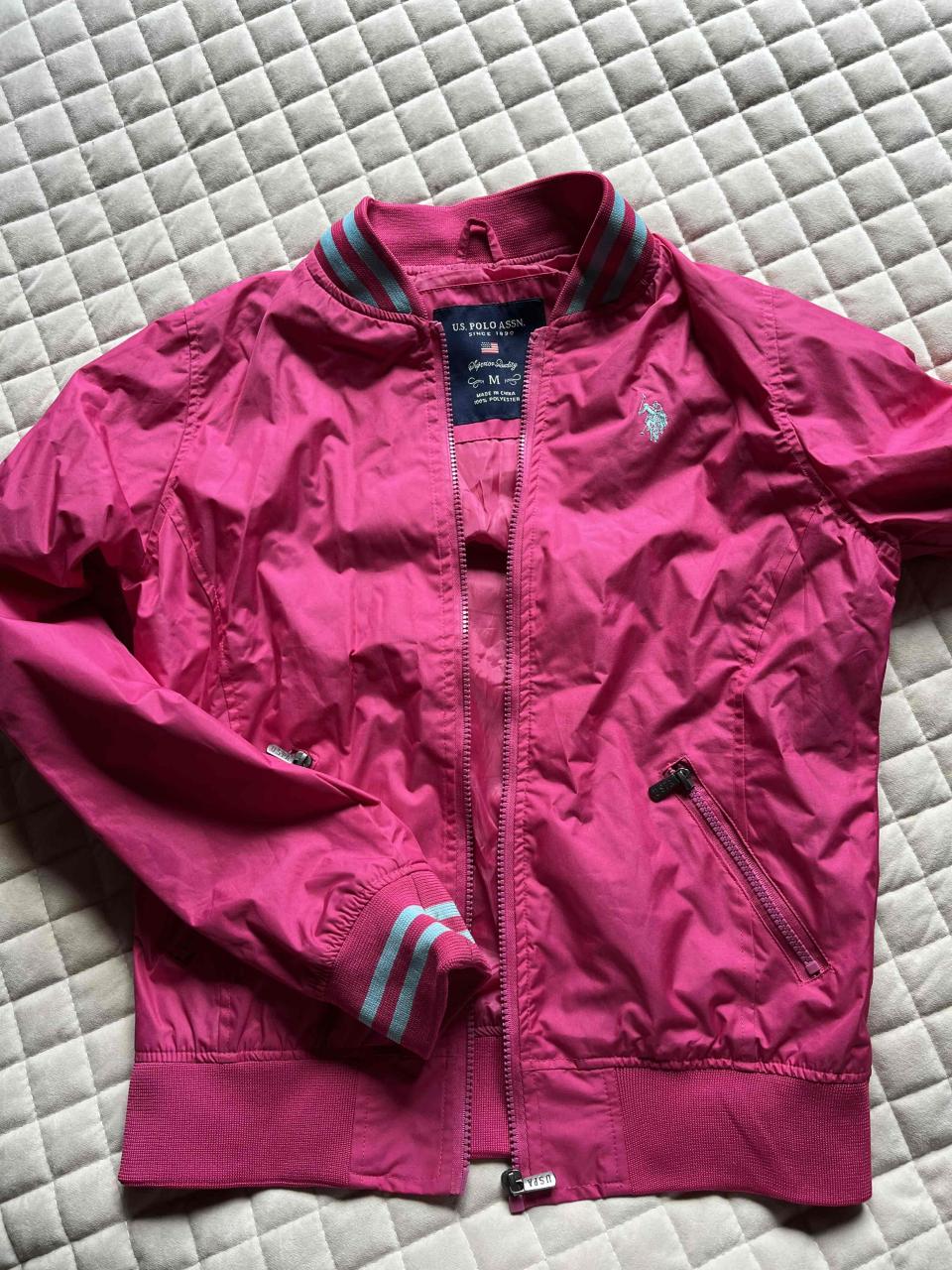 Chaqueta fucsia U.S. Polo Assn.