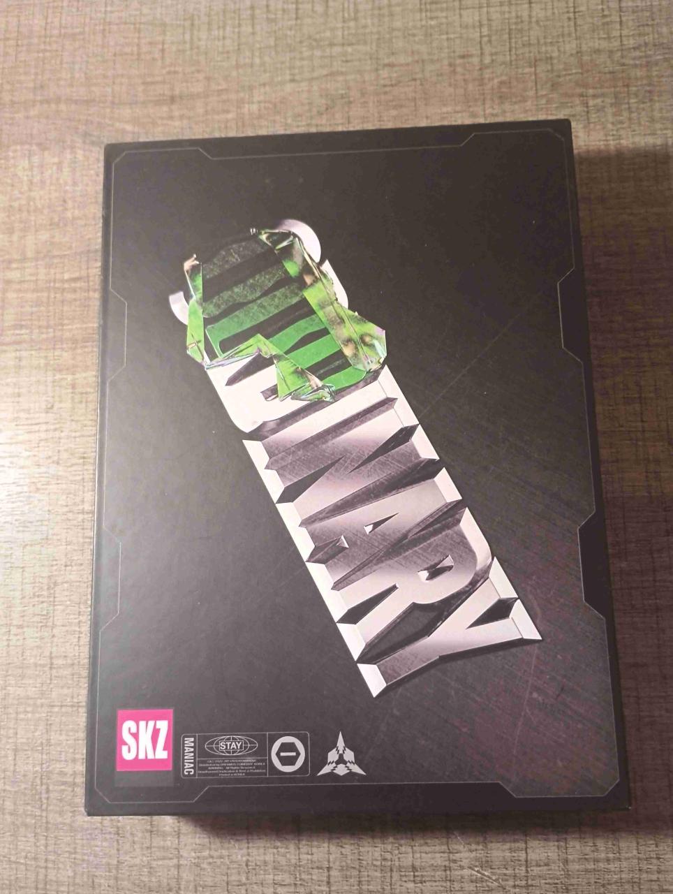 Álbum de Stray Kids THE ORDINARY EDICIÓN LIMITADA - miniatura 6