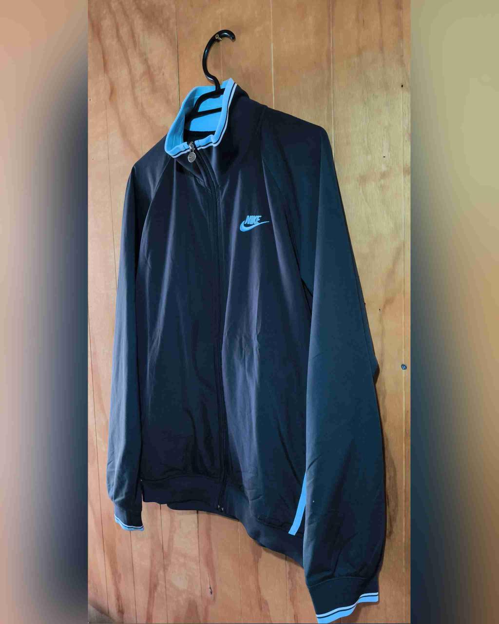 Chaqueta deportiva Nike gris - miniatura 2