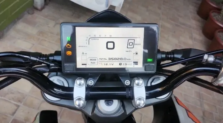 CF MOTO NK300 2021 - miniatura 5