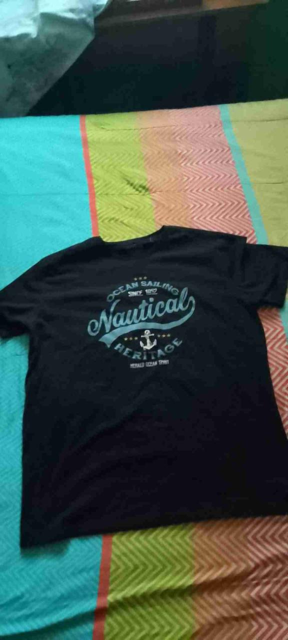 Polera negra estilo náutico - miniatura 1