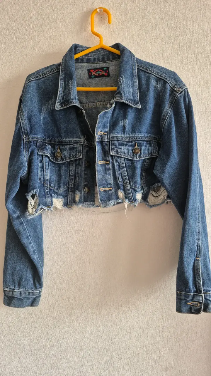 Chaqueta denim corta desgastada - miniatura 1