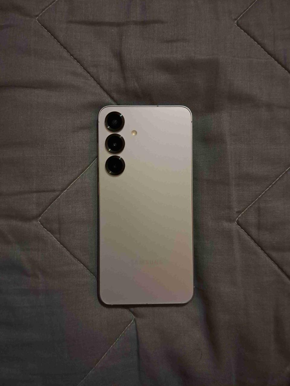Teléfono Samsung S25 - miniatura 1