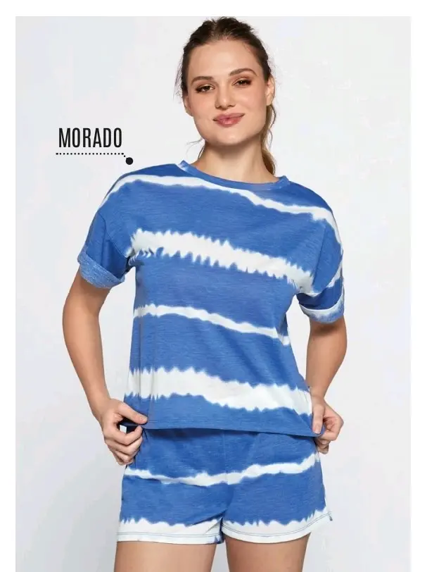Set de pijama azul y blanco