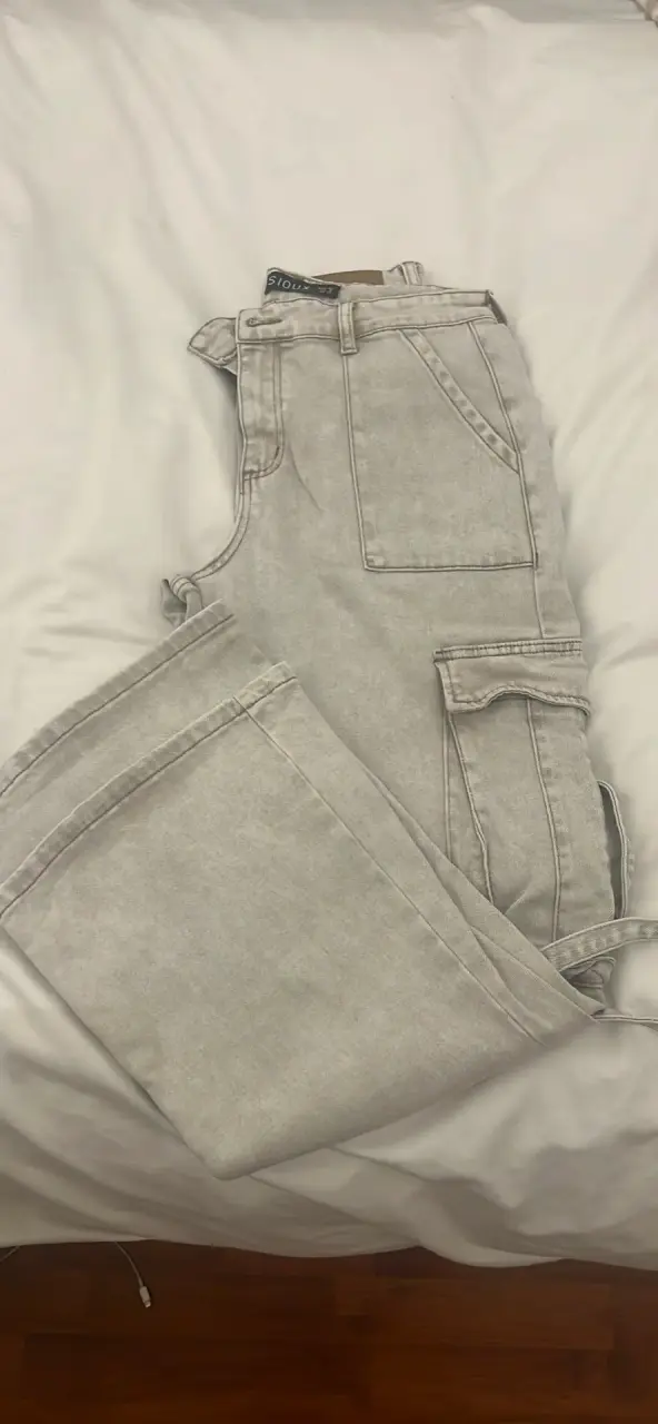 Jeans grises cargo - miniatura 1