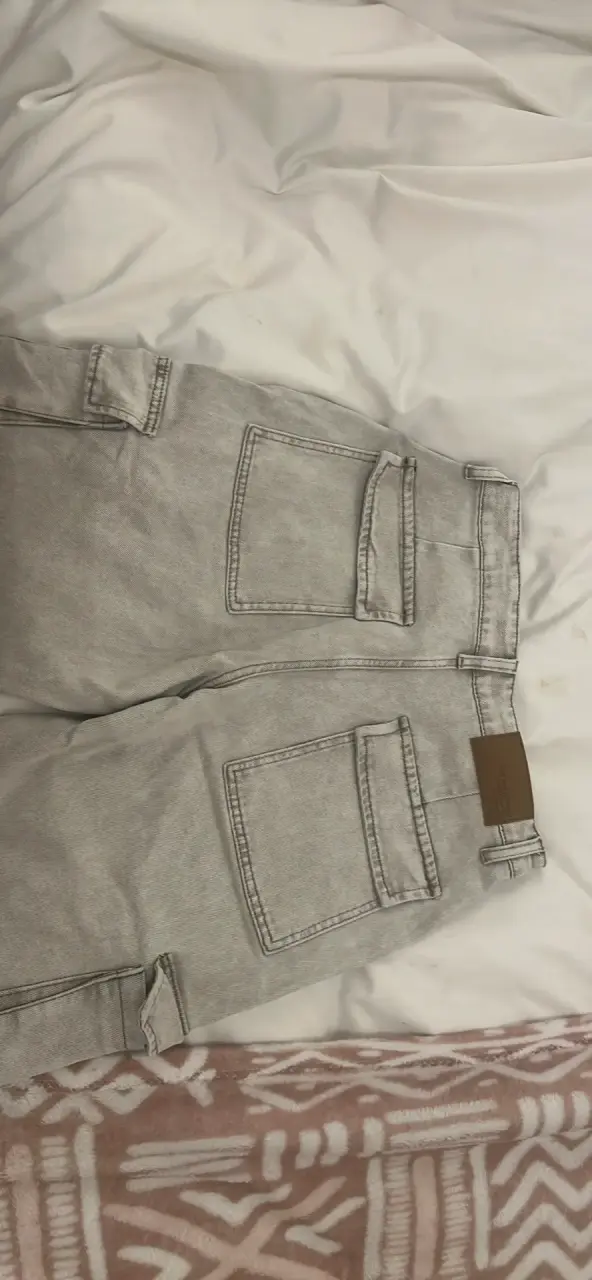 Jeans grises cargo - miniatura 6